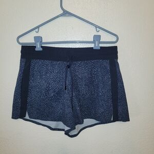 Athleta Womans Baja Shorts Navy Pattern Athletic - Size 8